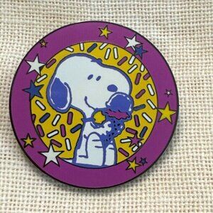 Vintage Peanuts Snoopy Collectible Enamel Lapel Pin love / ice cream 1.5"